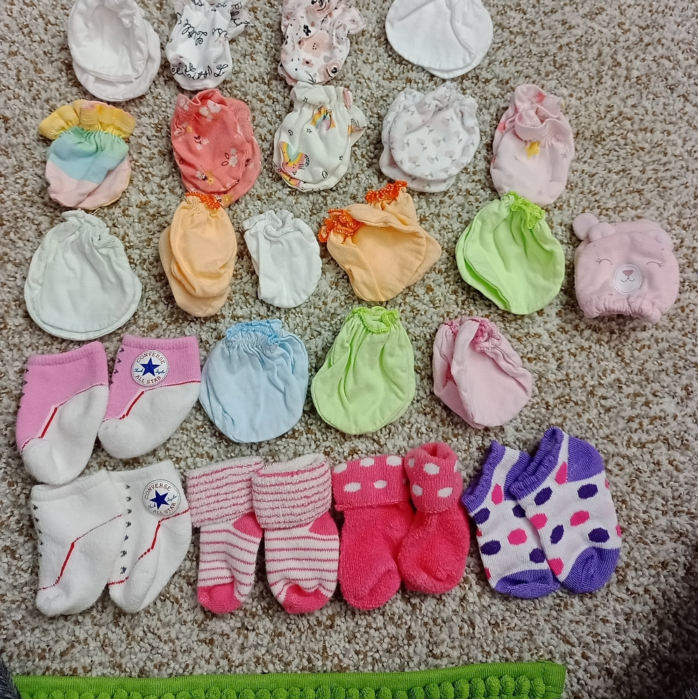 Assorted Newborn Items - Picture 2 of 2